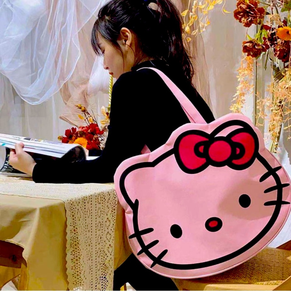 Hello kitty tote weekend bag